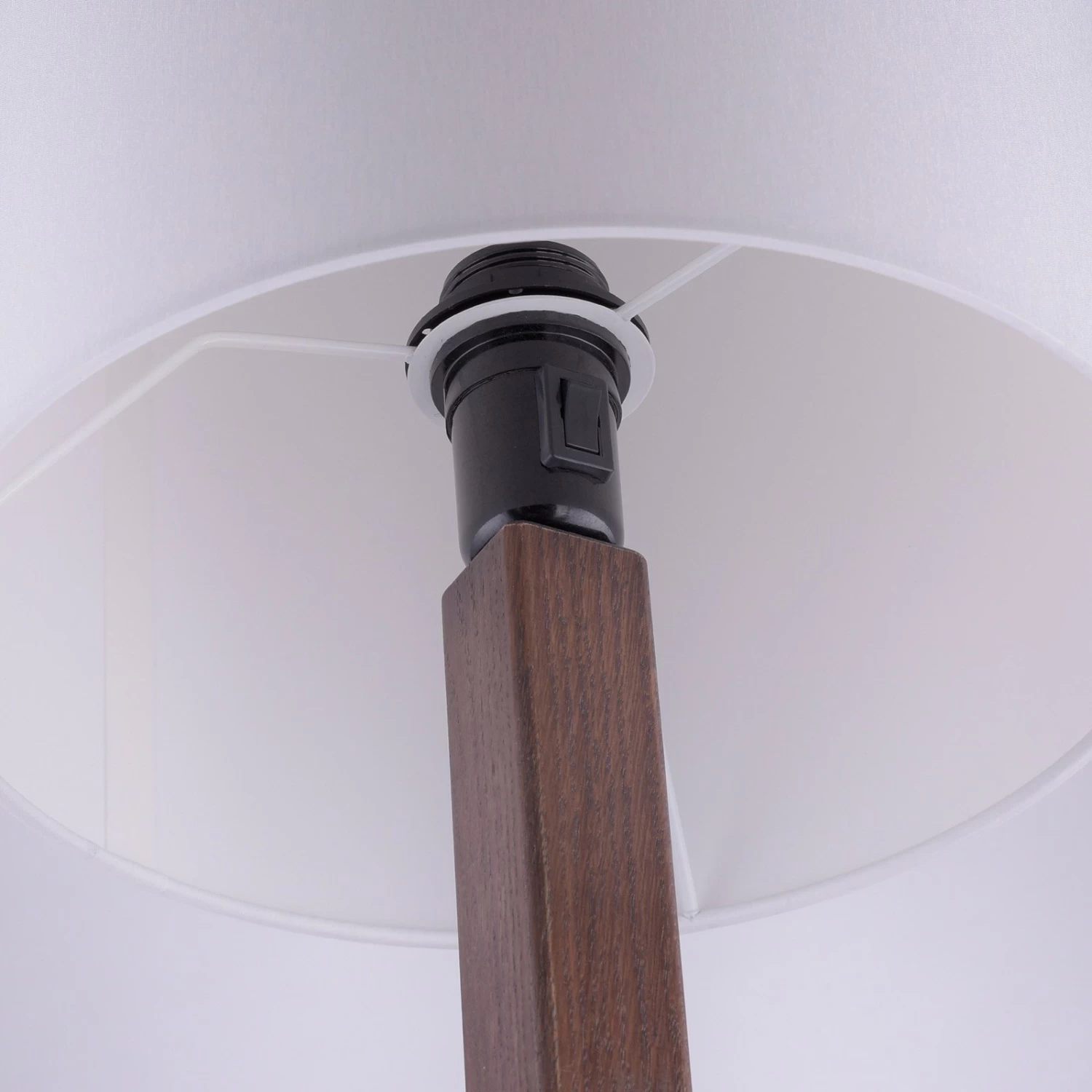 Lucande Elif Tischlampe Weiß, Eckig Eiche Dunkel – Bild 7