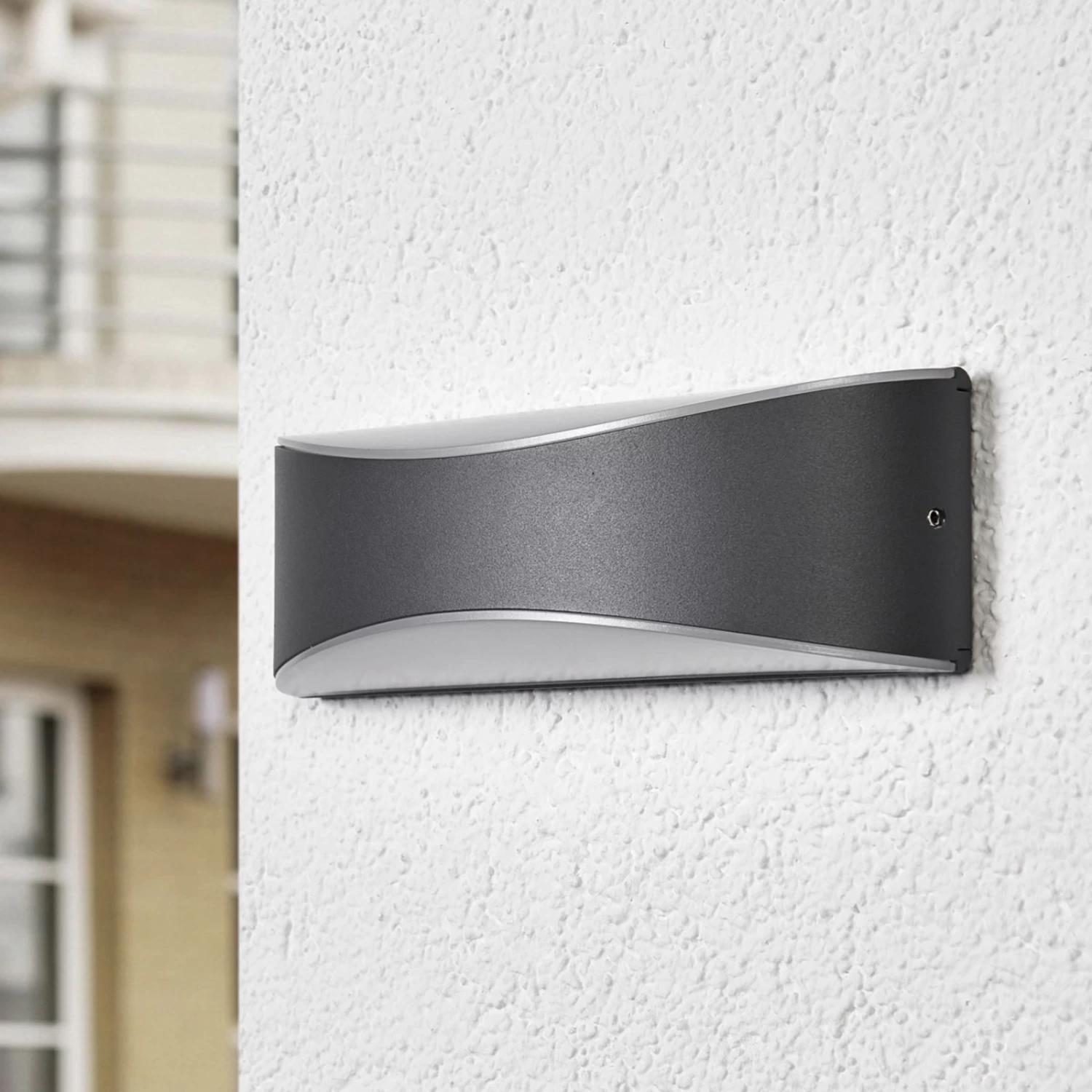 Lucande LED-AuĂenwandleuchte Akira, Anthrazit â Bild 2