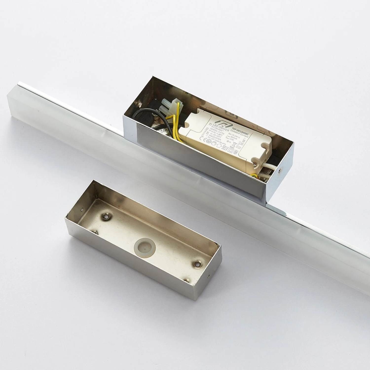 Lucande Julie - LED-Badwandlampe In LĂ€nglicher Form â Bild 9