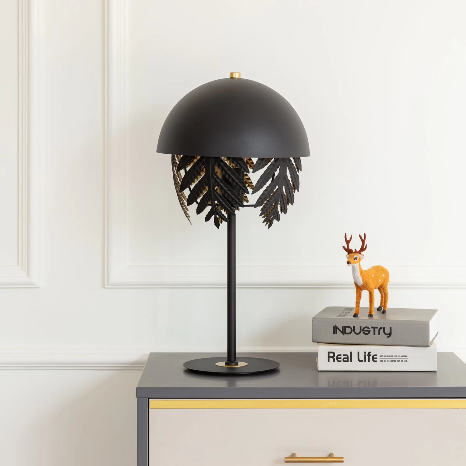 Lucande Aparas Tischlampe Blattoptik, Schwarz-gold â Bild 2