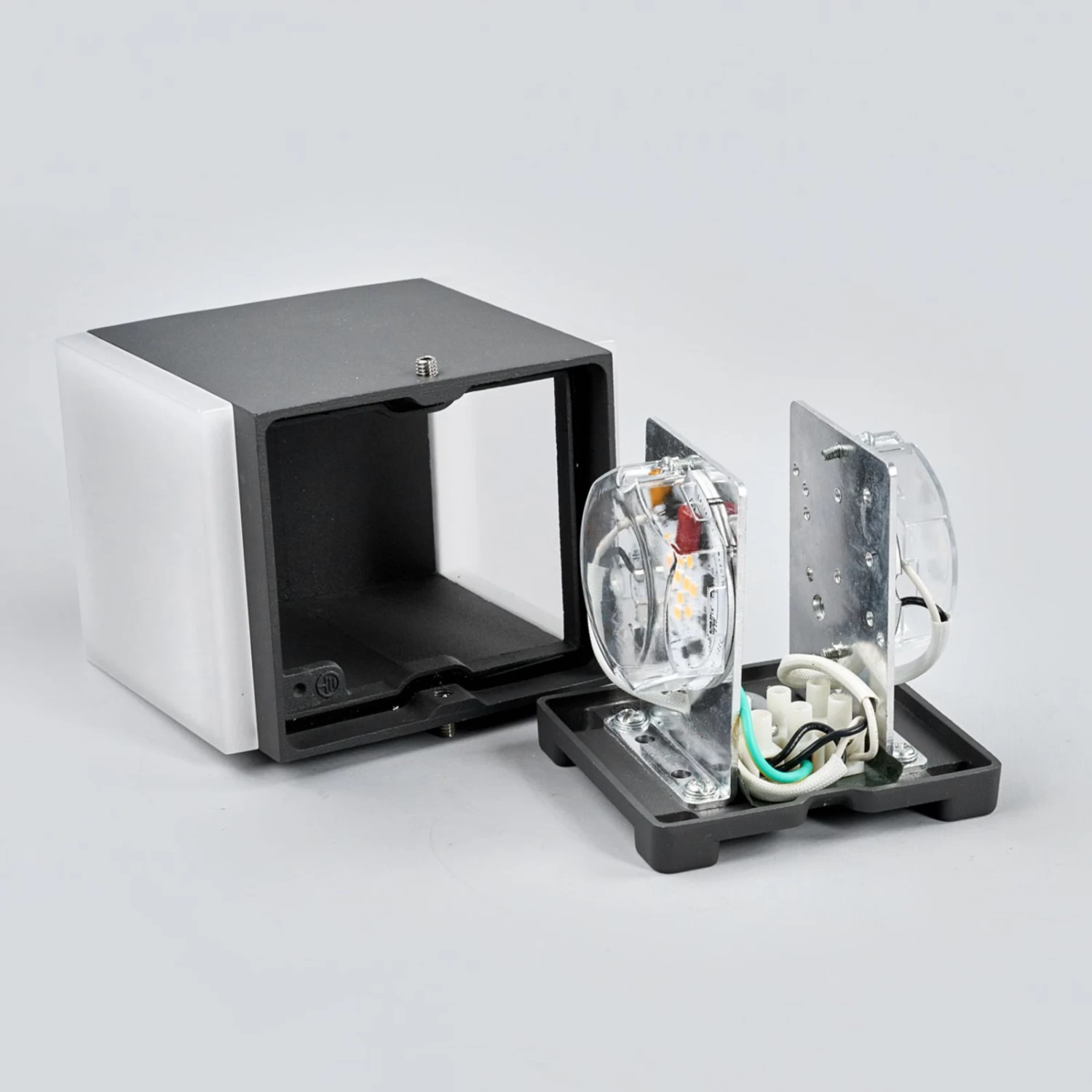 Lucande AuĂenwandleuchte Sarah Mit LEDs Und Diffusor â Bild 7