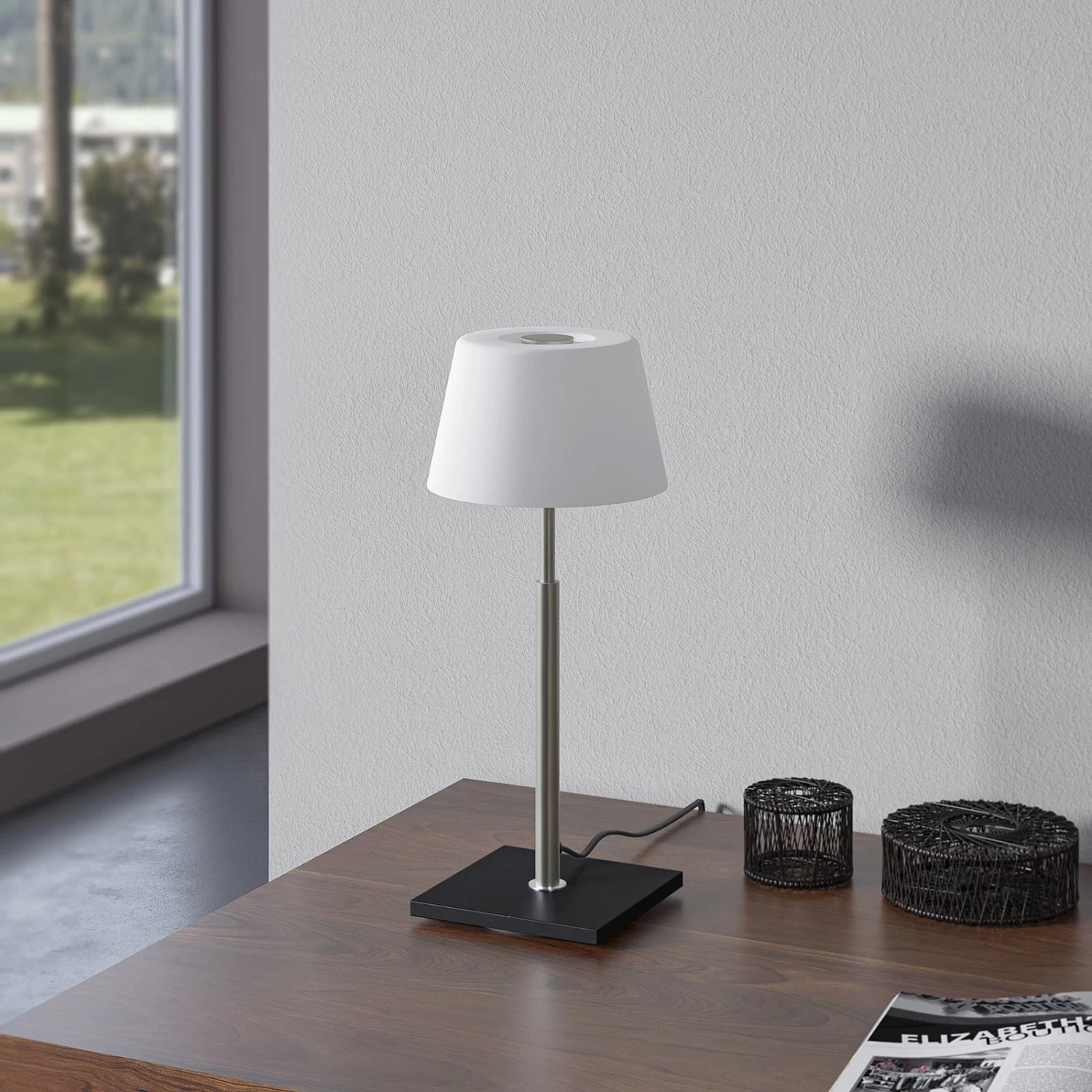 Lucande Madita Tischleuchte Mit Fuß Aus Eschenholz – Bild 3